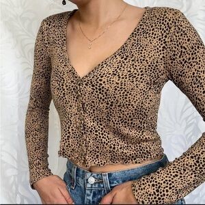 AMERICAN EAGLE Cheetah Print Soft & Sexy Plush Long Sleeve Top